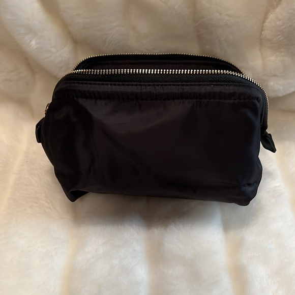 🖤🖤PRICE DROP🖤🖤NWOT Limited Edition 💜DoTERRA💜Matching 10 Oil Pouch.Gorgeous - Picture 5 of 7